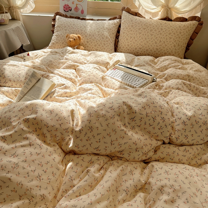 91家纺网 家纺一手货源 找家纺 韩巢家纺 2025新款针织双层纱花边款被套直播热销款四件套学生宿舍床单三件套-（提供卖家秀） 问秋黄