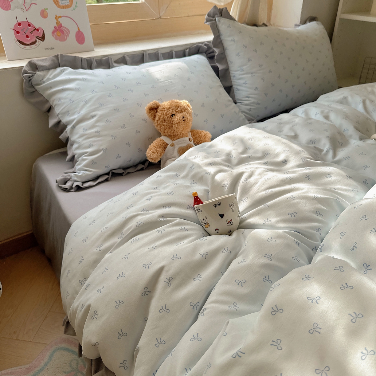 91家纺网 家纺一手货源 找家纺 韩巢家纺 2025新款针织双层纱花边款被套直播热销款四件套学生宿舍床单三件套-（提供卖家秀） 可爱多二