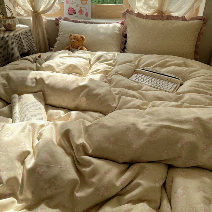 91家纺网 家纺一手货源 找家纺 韩巢家纺 2025新款针织双层纱花边款被套直播热销款四件套学生宿舍床单三件套-（提供卖家秀） 云山沐晚