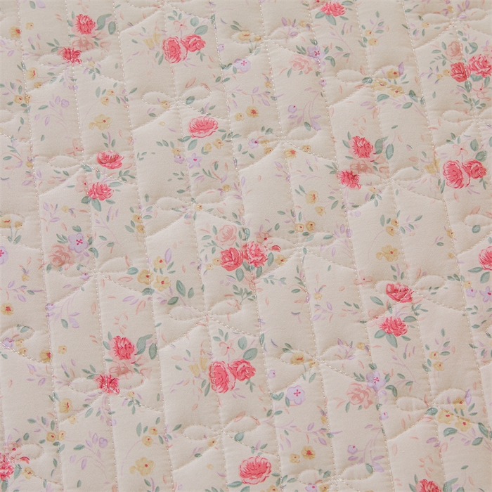 91家纺网 家纺一手货源 找家纺 缦彩 2025新款韩版A类全棉公主风纯棉夹棉床裙 雾岛听风-粉