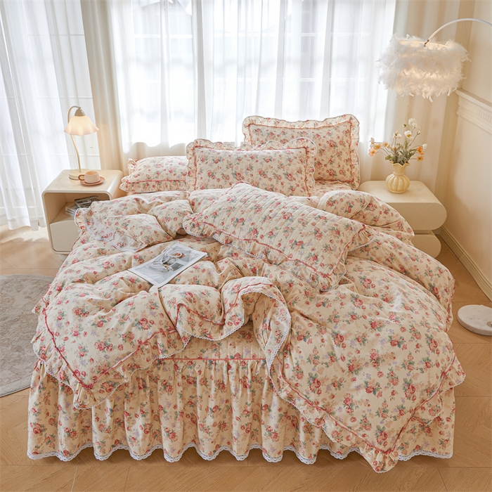 91家纺网 家纺一手货源 找家纺 缦彩 2025新款全棉纯棉夹棉公主风花边床裙四件套 蒂芙尼