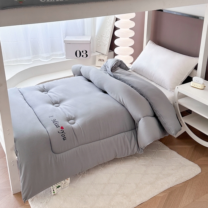 91家纺网 家纺一手货源 找家纺 招财狼家纺 2025新款学生大礼包三件套被子床垫枕芯 灰色