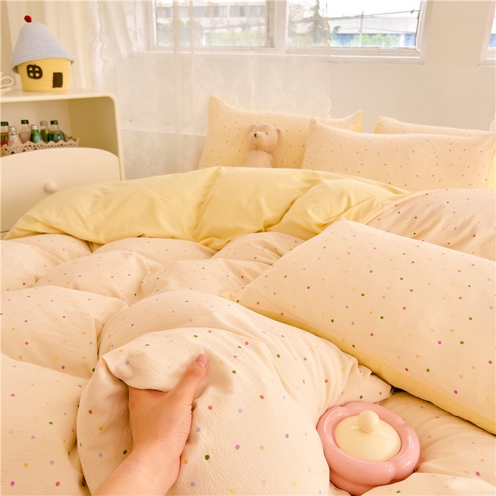 91家纺网 家纺一手货源 找家纺 优品阁 2025新款云感皱皱纱四件套 彩色波点