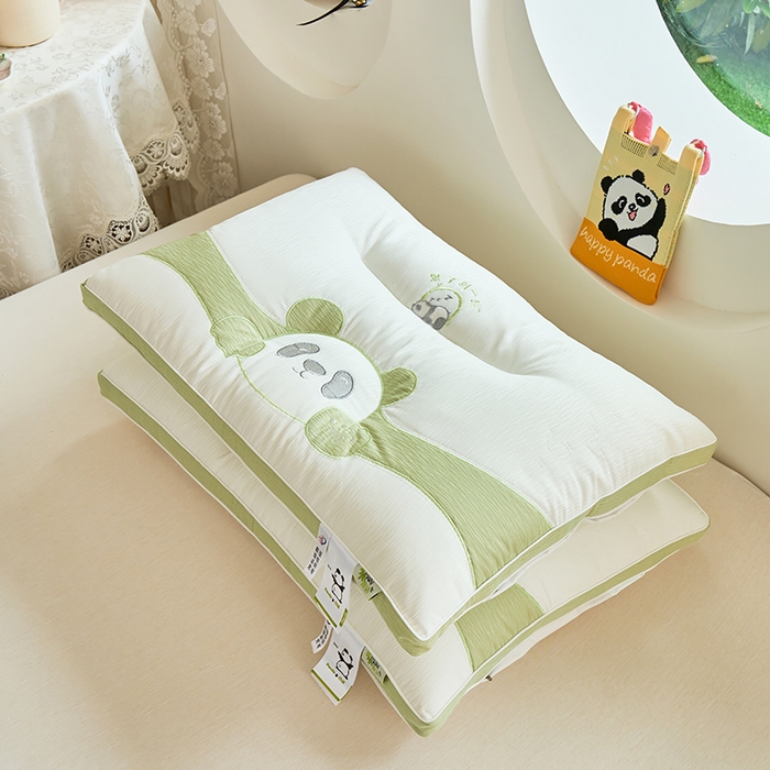 91家纺网 家纺一手货源 找家纺 晚儿 2025新款酣睡熊护颈枕 枕头枕芯 酣睡熊-绿 48x74cm/对