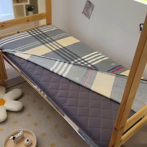 91家纺网 家纺一手货源 找家纺 凌云2025年新品全棉学生宿舍床垫套全包拉链式床笠单件纯棉床罩保护套 灰蓝格