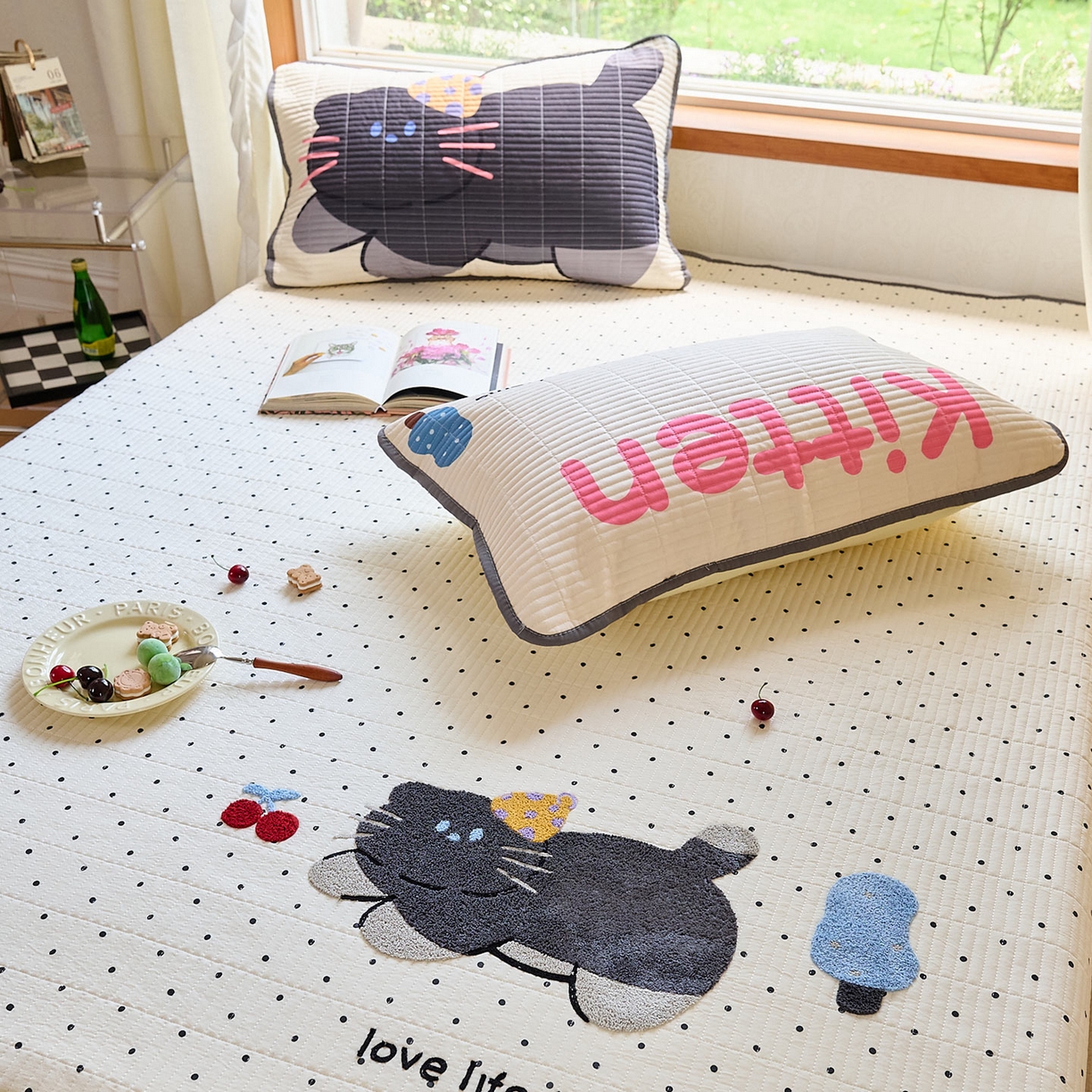 91家纺网 家纺一手货源 找家纺 鑫喜莱家纺 2025新款毛巾绣云朵棉床盖三件套 胖猫