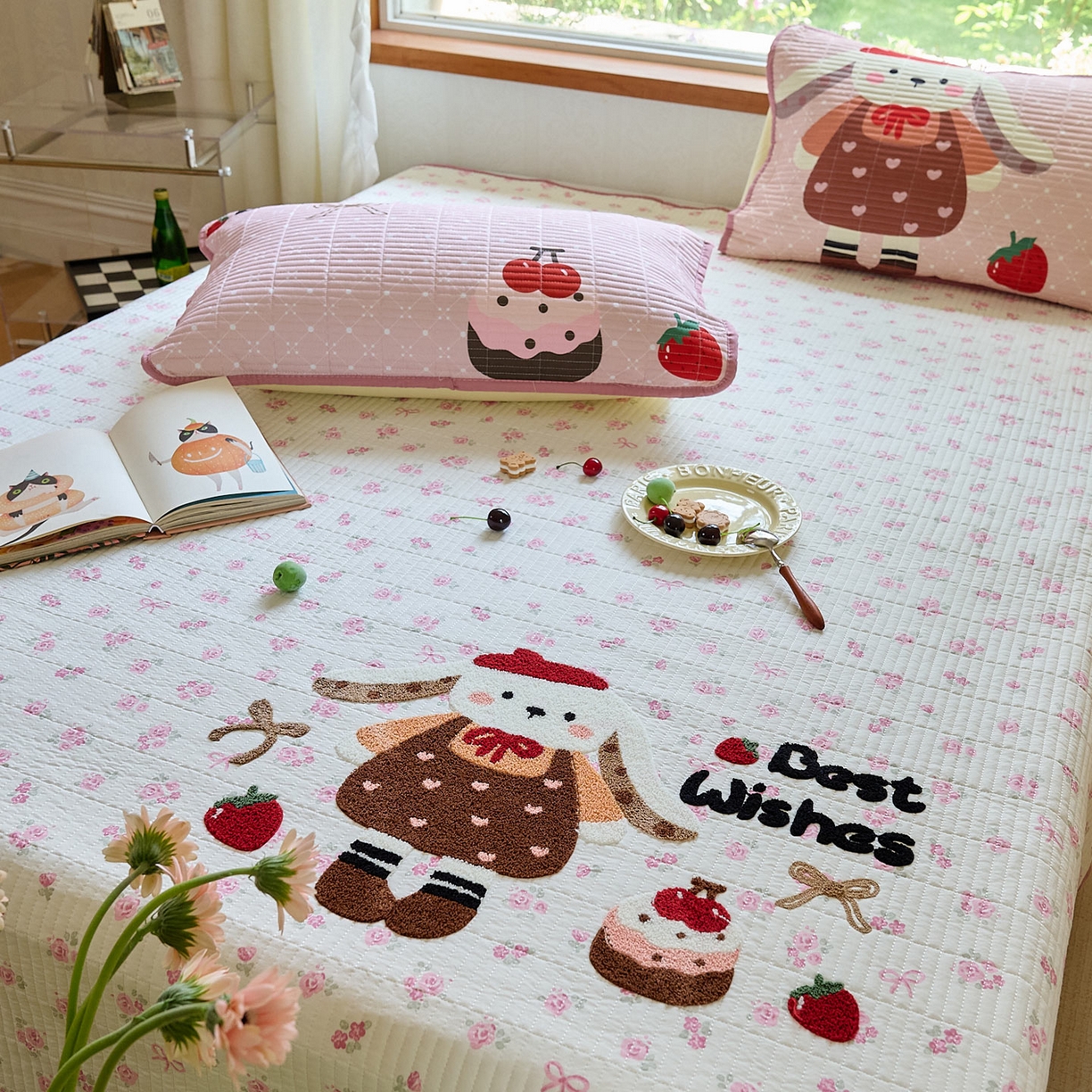 91家纺网 家纺一手货源 找家纺 鑫喜莱家纺 2025新款毛巾绣云朵棉床盖三件套 软萌垂耳兔