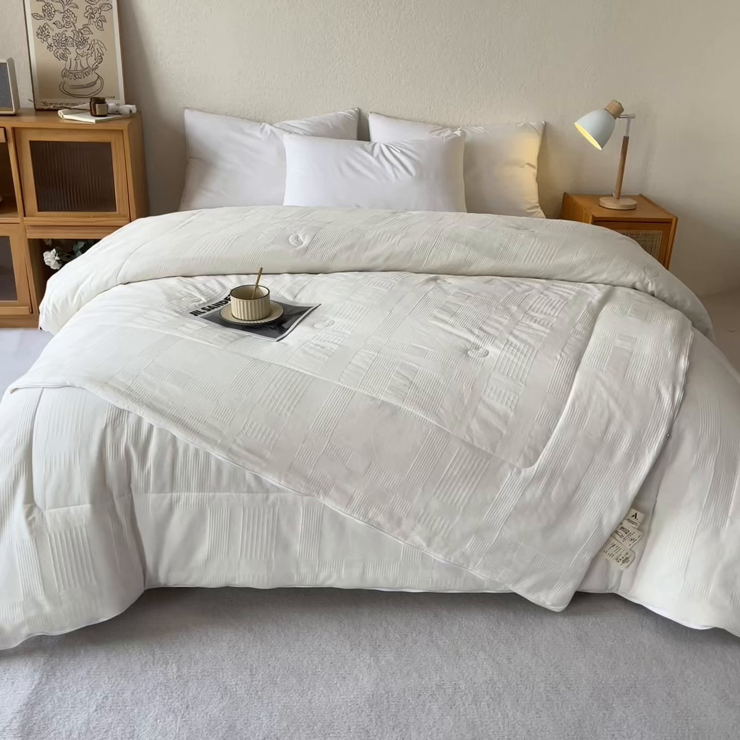 91家纺网 家纺一手货源 找家纺 鸣升家纺 2025新款全棉被子母被被子被芯四季款 菽菽木兰-白