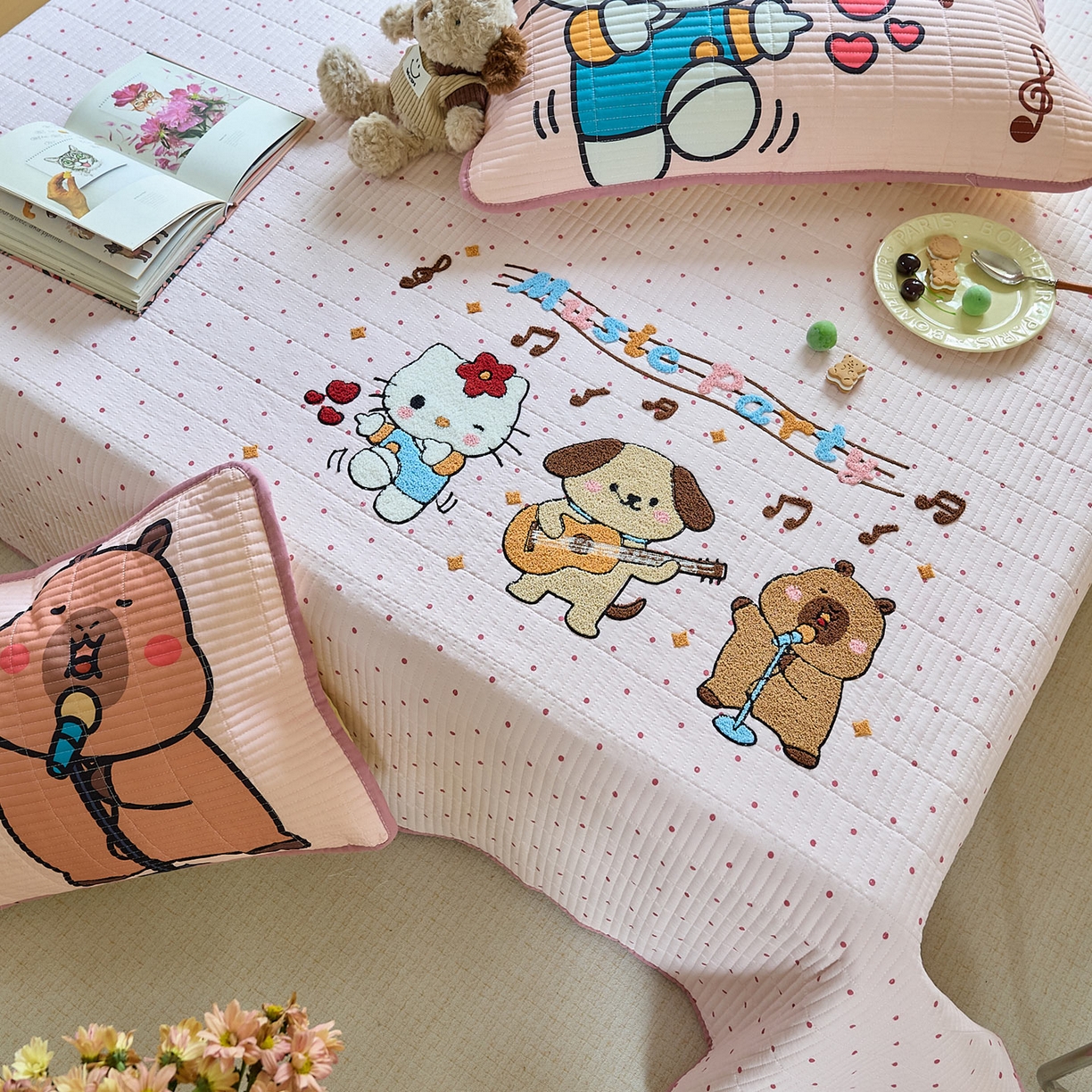 91家纺网 家纺一手货源 找家纺 鑫喜莱家纺 2025新款毛巾绣云朵棉床盖三件套 音乐派对