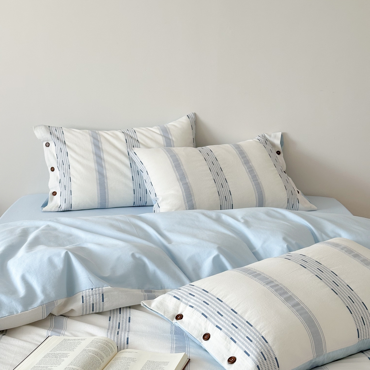 91家纺网 家纺一手货源 找家纺 曼布缇 2025新款全棉色织提花水洗棉四件套套件（券后控价268/288,308起） 格调-纯净蓝