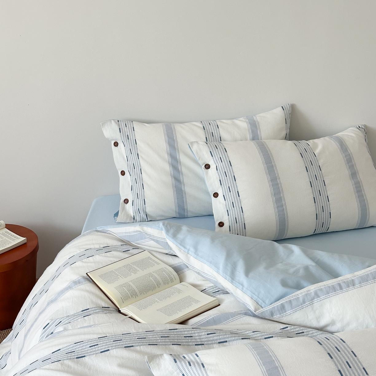 91家纺网 家纺一手货源 找家纺 曼布缇 2025新款全棉色织提花水洗棉四件套套件（券后控价268/288,308起） 格调-纯净蓝