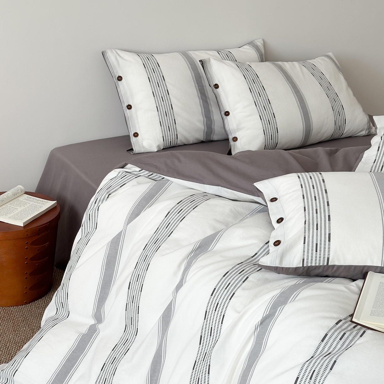 91家纺网 家纺一手货源 找家纺 曼布缇 2025新款全棉色织提花水洗棉四件套套件（券后控价268/288,308起） 格调-灰