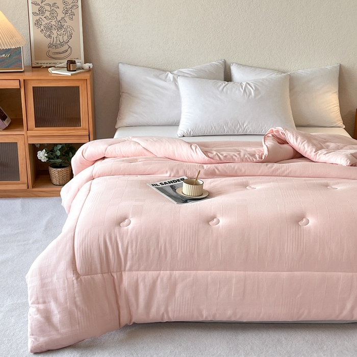 91家纺网 家纺一手货源 找家纺 鸣升家纺 2025新款四季款全棉大豆被 菽菽木兰-粉