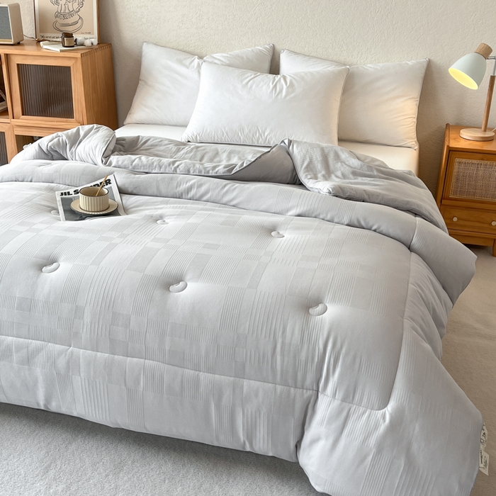 91家纺网 家纺一手货源 找家纺 鸣升家纺 2025新款四季款全棉大豆被 菽菽木兰-灰