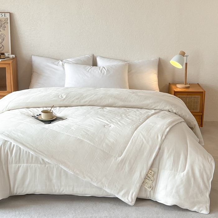 91家纺网 家纺一手货源 找家纺 鸣升家纺 2025新款全棉被子母被被子被芯四季款 菽菽木兰-白