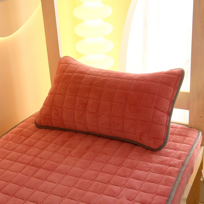 91家纺网 家纺一手货源 找家纺 （总）水妙家纺 2024新款加厚200克A类牛奶绒夹棉床笠纯色素色大学生宿舍床垫保护套学生上下铺