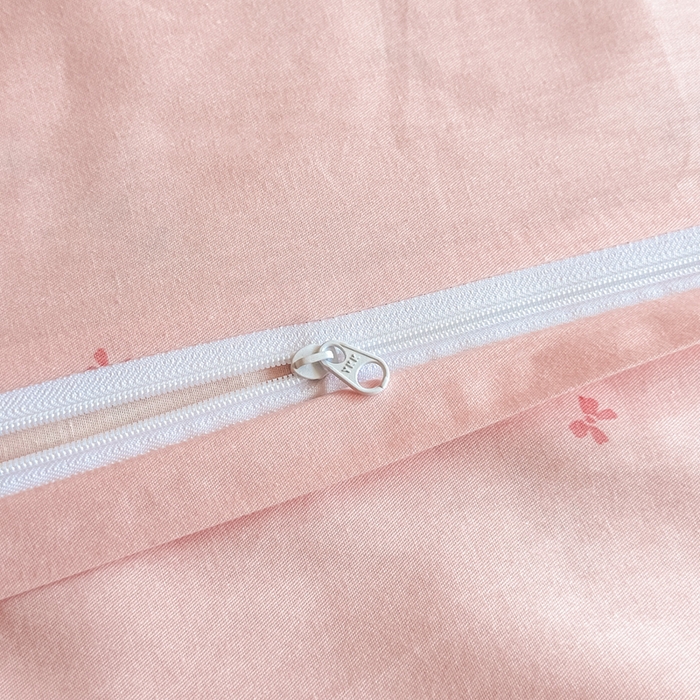 91家纺网 家纺一手货源 找家纺 芙绣家纺 2025新款A类全棉小清新印花单被套单枕套学生单品系列 满园春色