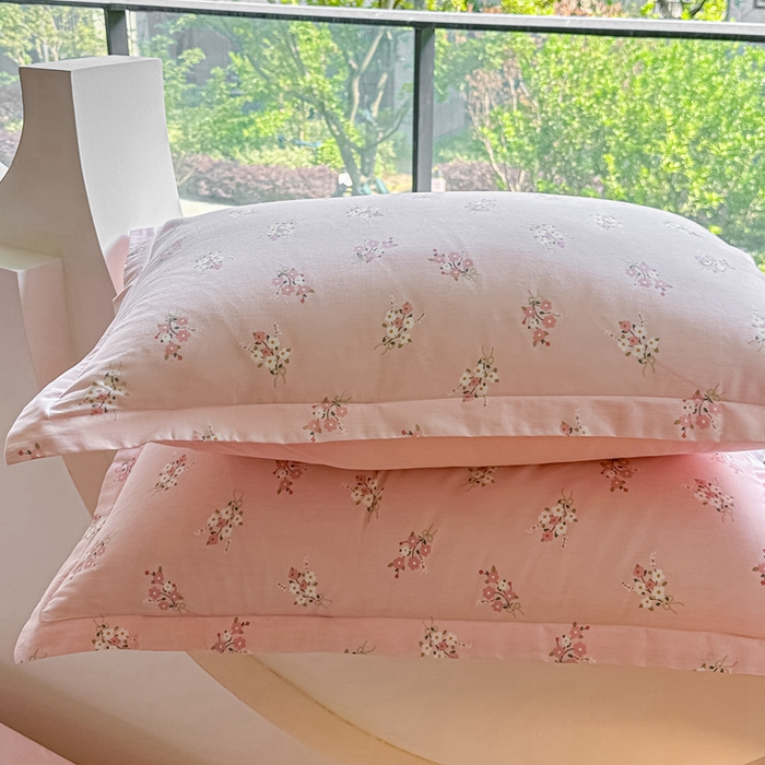 91家纺网 家纺一手货源 找家纺 芙绣家纺 2025新款A类全棉小清新印花单被套单枕套学生单品系列 满园春色