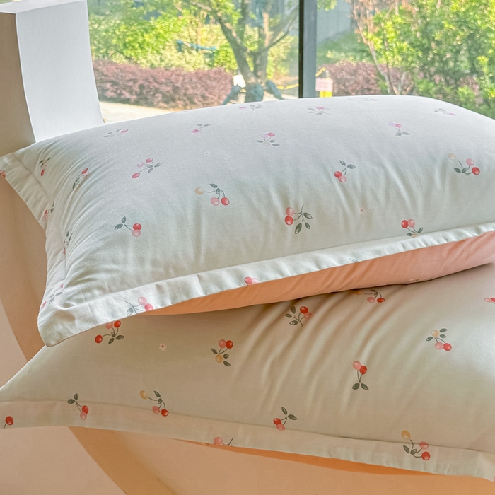 91家纺网 家纺一手货源 找家纺 芙绣家纺 2025新款A类全棉小清新印花单被套单枕套学生单品系列 樱桃可可