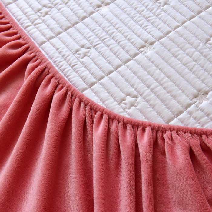 91家纺网 家纺一手货源 找家纺 水妙家纺 2024秋冬保暖200克A类牛奶绒刺绣加厚夹棉床笠三件套纯色素色床罩大床款床垫保护罩 五星之家-豆沙粉