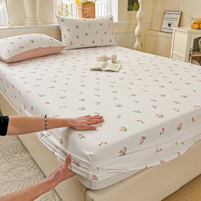 91家纺网 家纺一手货源 找家纺 朵朵家纺 2025新款超柔水洗棉云感印花单床笠床垫保护套床笠（床垫保护套可定制尺寸 ）-场景三 郁金香