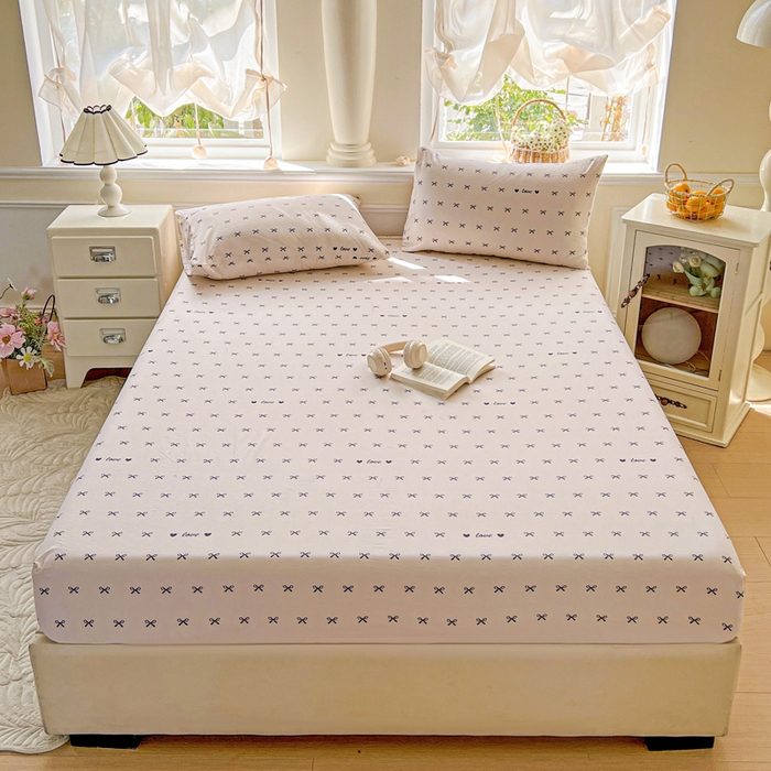 91家纺网 家纺一手货源 找家纺 朵朵家纺 2025新款超柔水洗棉云感印花单床笠床垫保护套床笠（床垫保护套可定制尺寸 ）-场景三 蝴蝶结