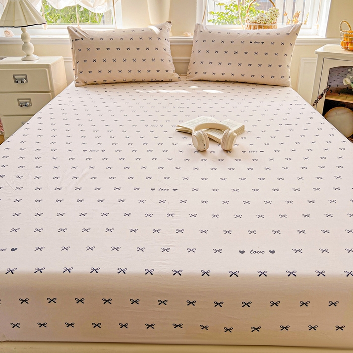 91家纺网 家纺一手货源 找家纺 朵朵家纺 2025新款超柔水洗棉云感印花单床笠床垫保护套床笠（床垫保护套可定制尺寸 ）-场景三 蝴蝶结