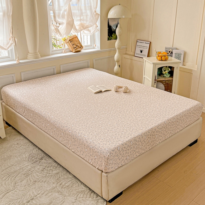 91家纺网 家纺一手货源 找家纺 朵朵家纺 2025新款超柔水洗棉云感印花单床笠床垫保护套床笠（床垫保护套可定制尺寸 ）-场景三 花丛兔