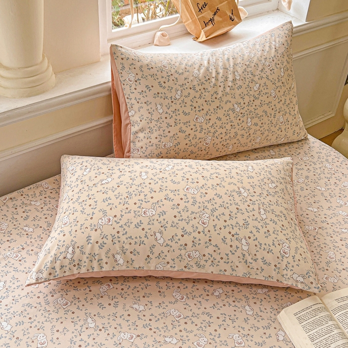 91家纺网 家纺一手货源 找家纺 朵朵家纺 2025新款超柔水洗棉云感印花单床笠床垫保护套床笠（床垫保护套可定制尺寸 ）-场景三 花丛兔