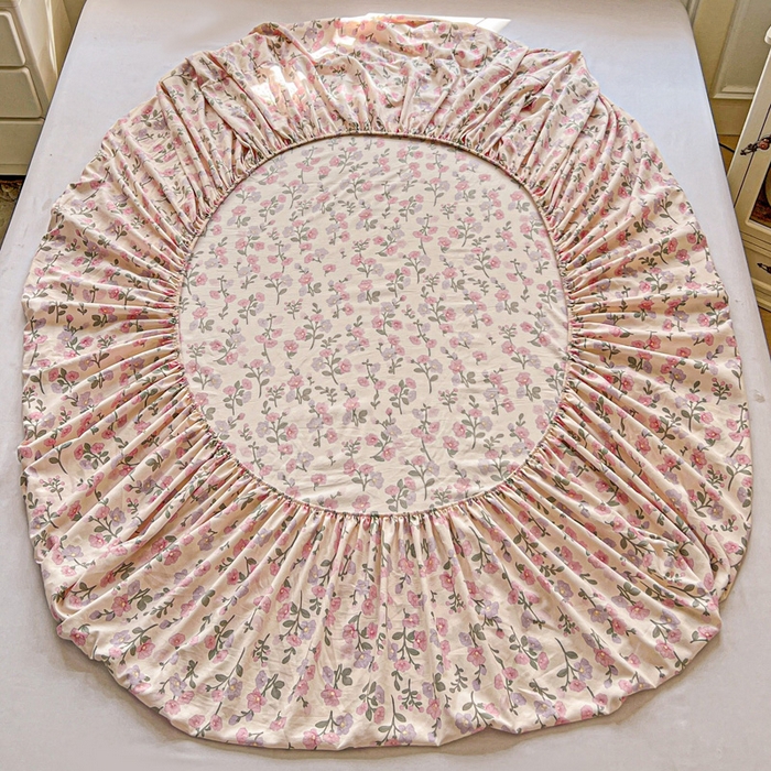 91家纺网 家纺一手货源 找家纺 朵朵家纺 2025新款超柔水洗棉云感印花单床笠床垫保护套床笠（床垫保护套可定制尺寸 ）-场景三 花开满树