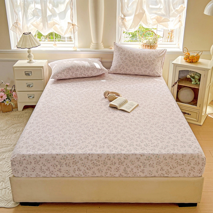 91家纺网 家纺一手货源 找家纺 朵朵家纺 2025新款超柔水洗棉云感印花单床笠床垫保护套床笠（床垫保护套可定制尺寸 ）-场景三 花梦