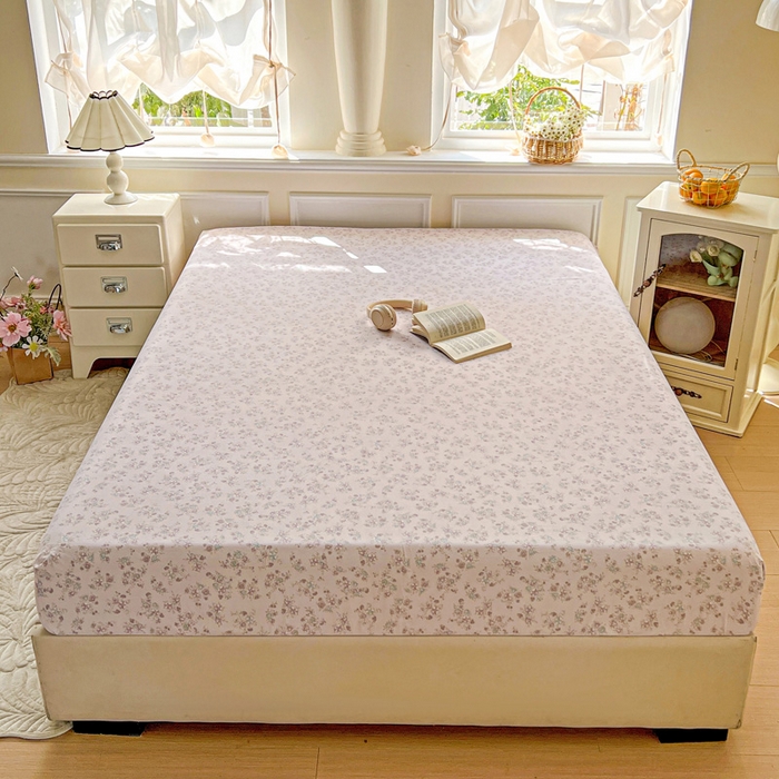 91家纺网 家纺一手货源 找家纺 朵朵家纺 2025新款超柔水洗棉云感印花单床笠床垫保护套床笠（床垫保护套可定制尺寸 ）-场景三 花梦