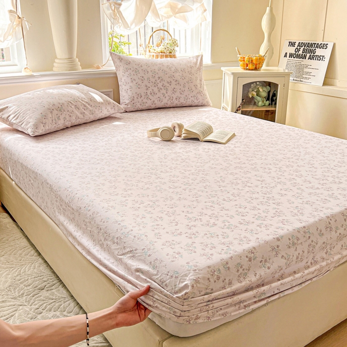91家纺网 家纺一手货源 找家纺 朵朵家纺 2025新款超柔水洗棉云感印花单床笠床垫保护套床笠（床垫保护套可定制尺寸 ）-场景三 花梦