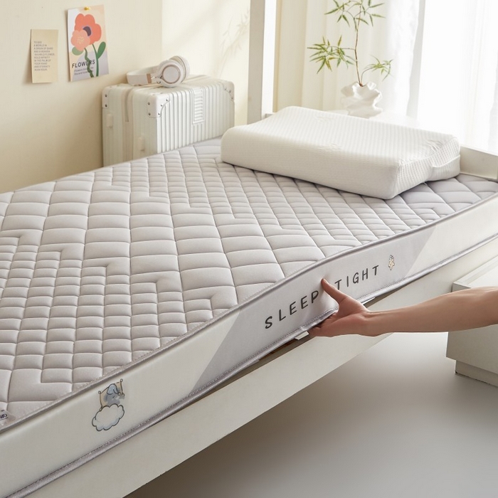 91家纺网 家纺一手货源 找家纺 水妙家纺 2025年新款牛奶丝乳胶记忆海绵床垫厚度9cm学生宿舍上下铺加密海绵床垫回弹性好 菱形格灰