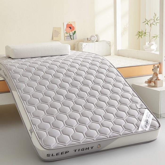 91家纺网 家纺一手货源 找家纺 水妙家纺 2025年新款牛奶丝乳胶记忆海绵床垫厚度9cm学生宿舍上下铺加密海绵床垫回弹性好 六边形灰