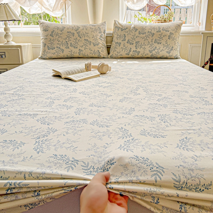 91家纺网 家纺一手货源 找家纺 朵朵家纺 2025新款超柔水洗棉云感印花单床笠床垫保护套床笠（床垫保护套可定制尺寸 ）-场景三 蓝颜