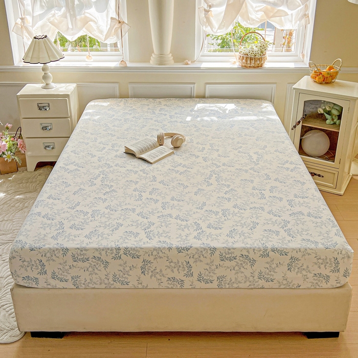 91家纺网 家纺一手货源 找家纺 朵朵家纺 2025新款超柔水洗棉云感印花单床笠床垫保护套床笠（床垫保护套可定制尺寸 ）-场景三 蓝颜