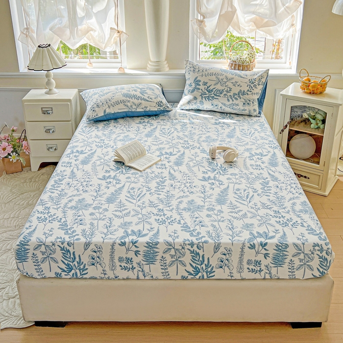 91家纺网 家纺一手货源 找家纺 朵朵家纺 2025新款超柔水洗棉云感印花单床笠床垫保护套床笠（床垫保护套可定制尺寸 ）-场景三 恋爱季节