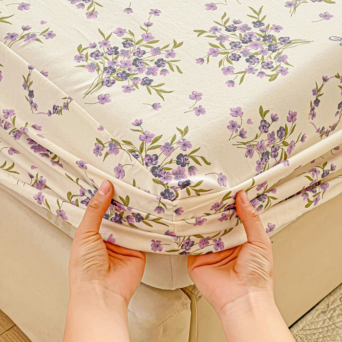 91家纺网 家纺一手货源 找家纺 朵朵家纺 2025新款超柔水洗棉云感印花单床笠床垫保护套床笠（床垫保护套可定制尺寸 ）-场景二 薰衣草