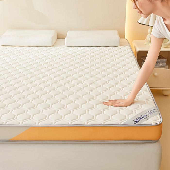 91家纺网 家纺一手货源 找家纺 水妙家纺 2025新款高密度乳胶记忆海绵床垫厚度9cm回弹性好家用海绵床垫 六边形白