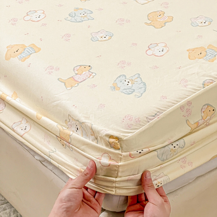 91家纺网 家纺一手货源 找家纺 朵朵家纺 2025新款超柔水洗棉云感印花单床笠床垫保护套床笠（床垫保护套可定制尺寸 ）-场景三 萌宠