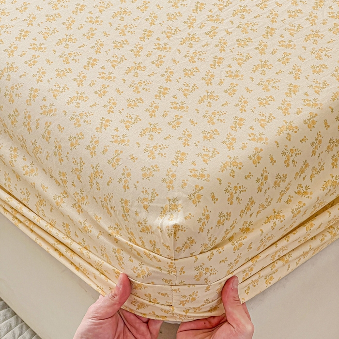 91家纺网 家纺一手货源 找家纺 朵朵家纺 2025新款超柔水洗棉云感印花单床笠床垫保护套床笠（床垫保护套可定制尺寸 ）-场景三 浅香