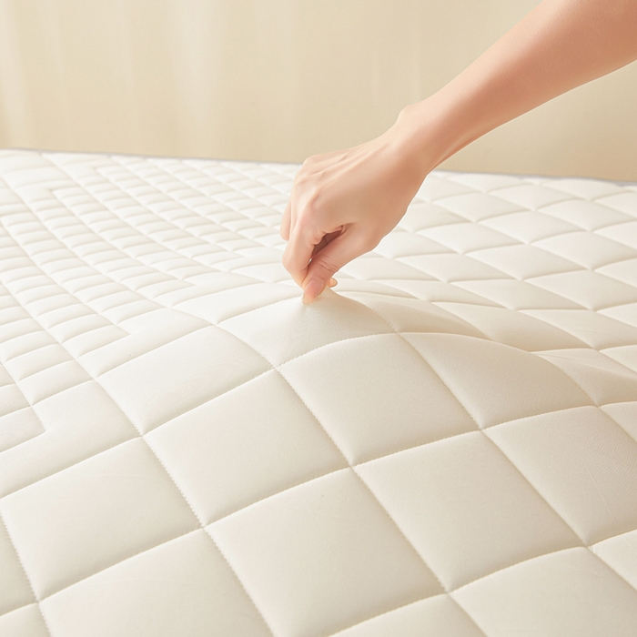 91家纺网 家纺一手货源 找家纺 水妙家纺 2025新款高密度乳胶记忆海绵床垫厚度9cm回弹性好家用海绵床垫 菱形格白