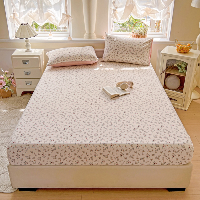 91家纺网 家纺一手货源 找家纺 朵朵家纺 2025新款超柔水洗棉云感印花单床笠床垫保护套床笠（床垫保护套可定制尺寸 ）-场景三 忘忧草