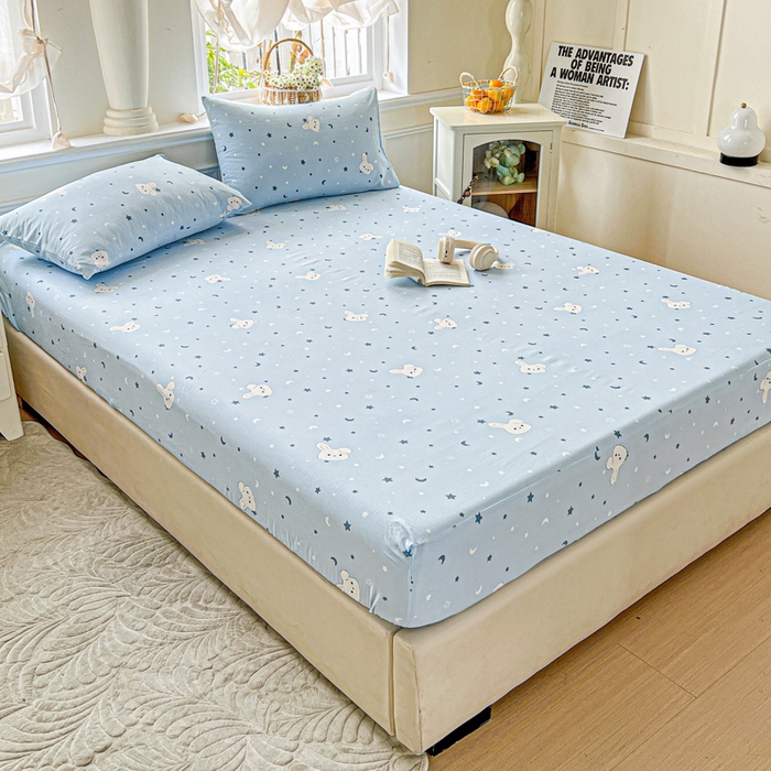 91家纺网 家纺一手货源 找家纺 朵朵家纺 2025新款超柔水洗棉云感印花单床笠床垫保护套床笠（床垫保护套可定制尺寸 ）-场景三 星空兔