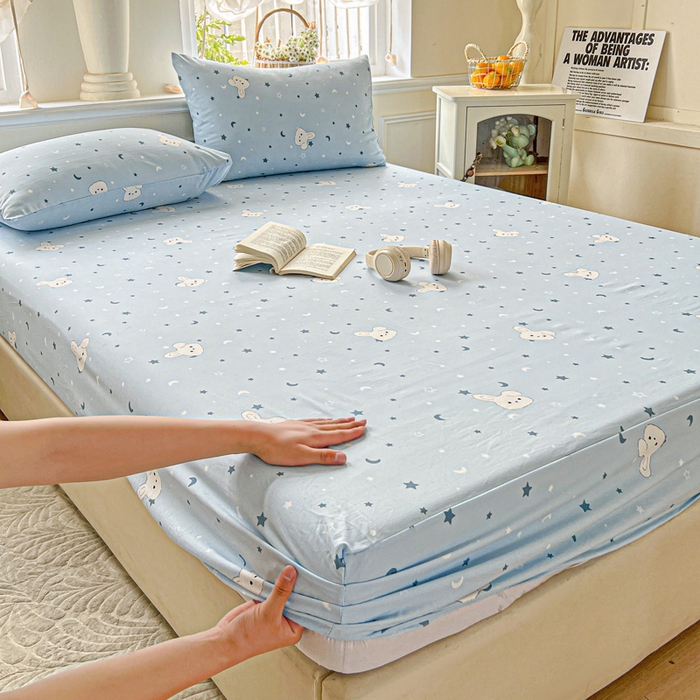 91家纺网 家纺一手货源 找家纺 朵朵家纺 2025新款超柔水洗棉云感印花单床笠床垫保护套床笠（床垫保护套可定制尺寸 ）-场景三 星空兔