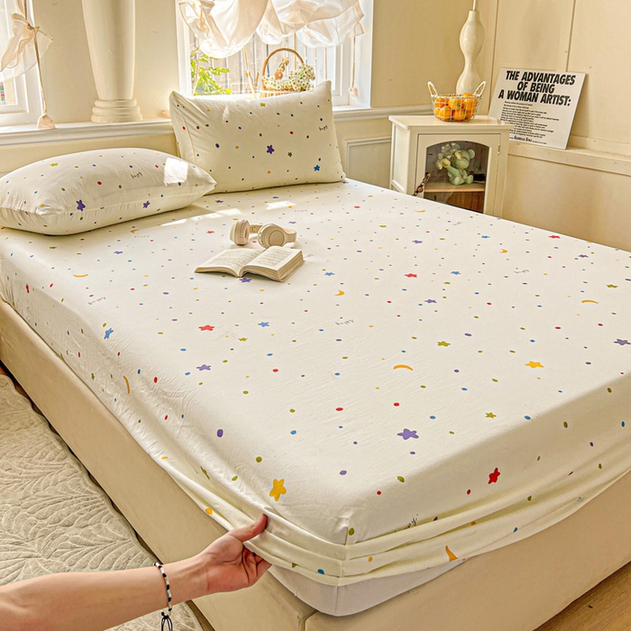 91家纺网 家纺一手货源 找家纺 朵朵家纺 2025新款超柔水洗棉云感印花单床笠床垫保护套床笠（床垫保护套可定制尺寸 ）-场景三 星月