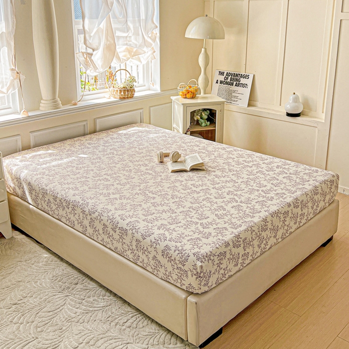 91家纺网 家纺一手货源 找家纺 朵朵家纺 2025新款超柔水洗棉云感印花单床笠床垫保护套床笠（床垫保护套可定制尺寸 ）-场景三 紫颜