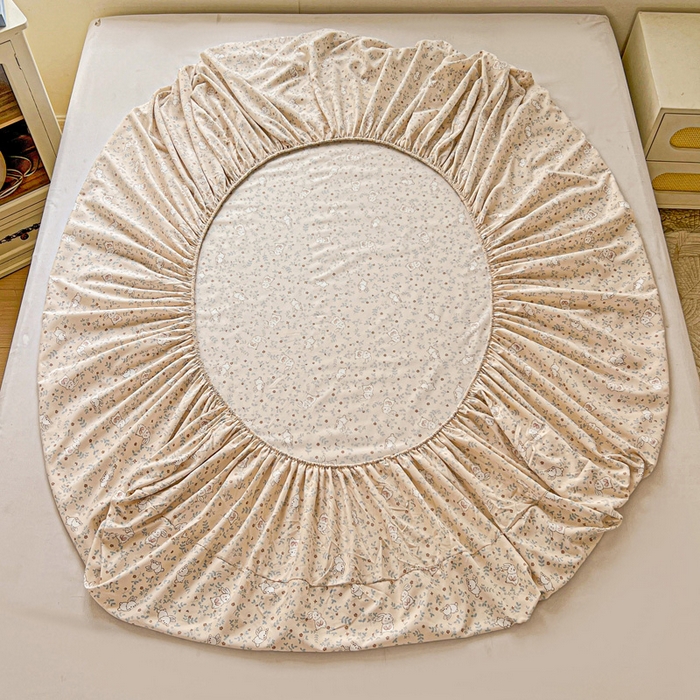 91家纺网 家纺一手货源 找家纺 朵朵家纺 2025新款超柔水洗棉云感印花单床笠床垫保护套床笠（床垫保护套可定制尺寸 ）-场景二 花丛兔