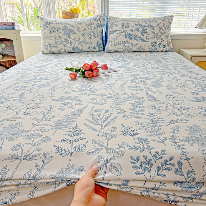 91家纺网 家纺一手货源 找家纺 朵朵家纺 2025新款超柔水洗棉云感印花单床笠床垫保护套床笠（床垫保护套可定制尺寸 ）-场景二 恋爱季节